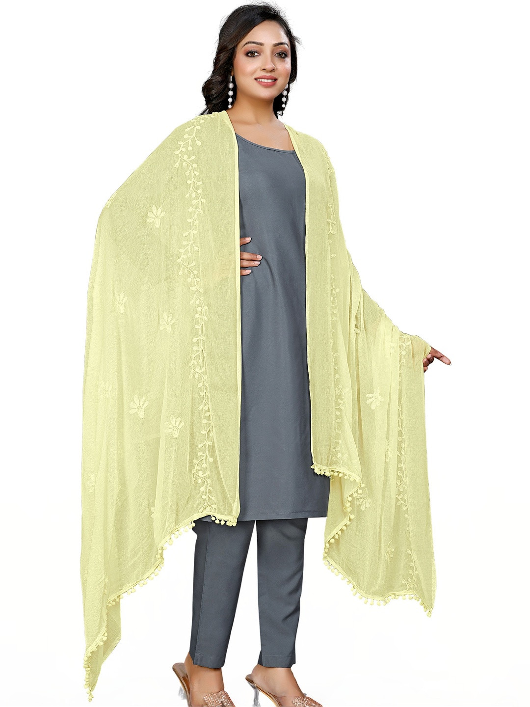 SEKMANY Embroidered Ikat Dupatta with Thread Work