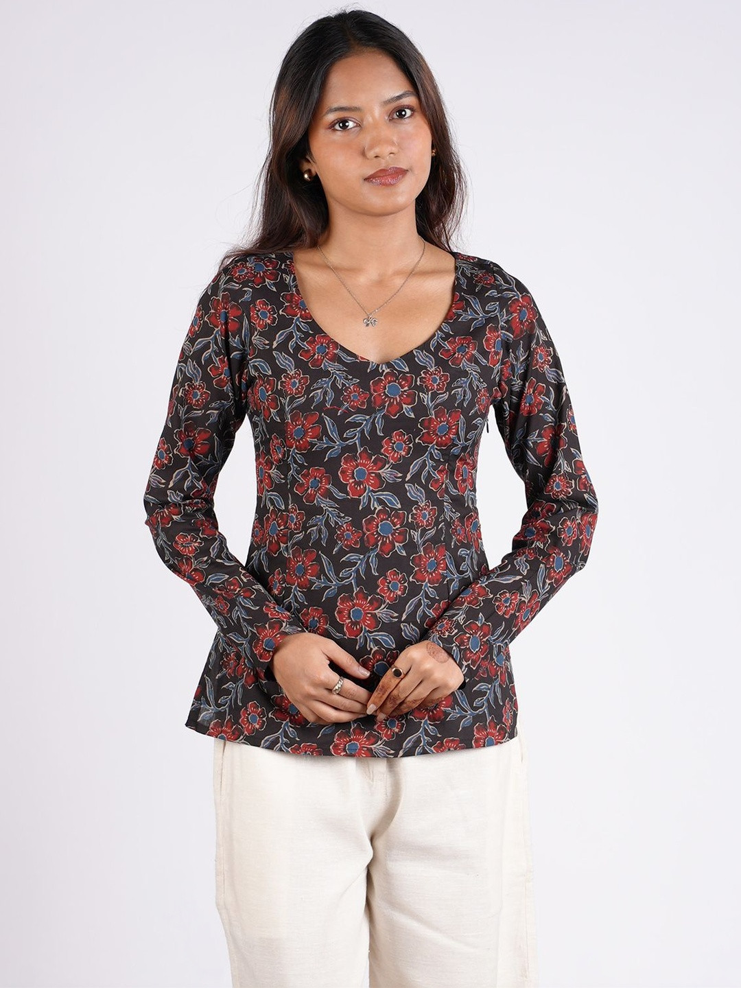 NISHORAMA Floral Printed V-Neck Pure Cotton Kurti