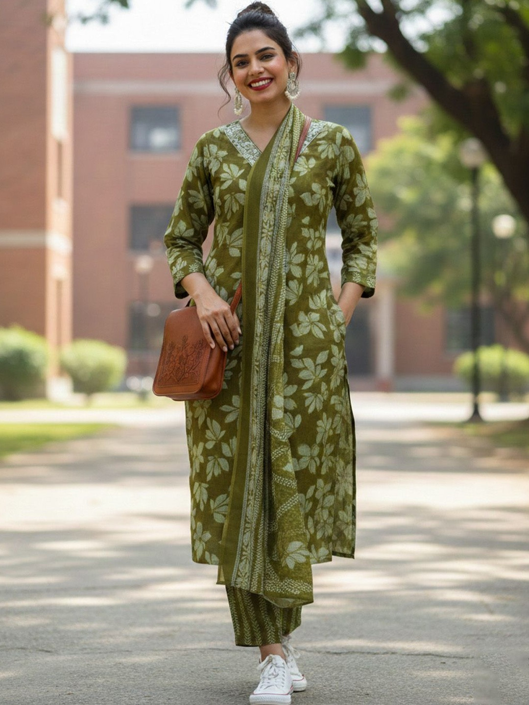 KALINI Women Floral Printed Regular Thread Work Kurta with Trousers & With Dupatta