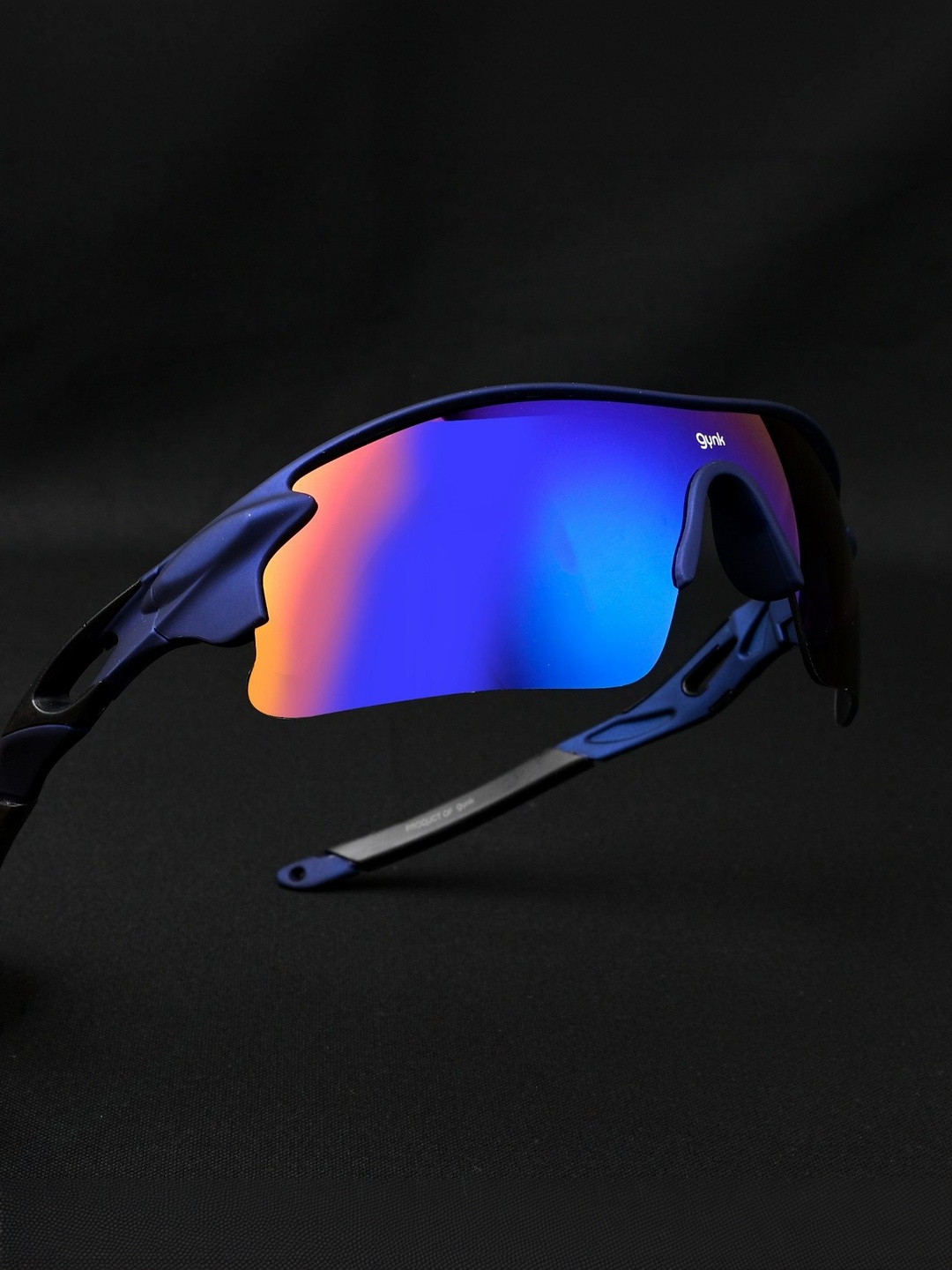 GYNK Men Mirrored Lens & Blue Sports Sunglasses with