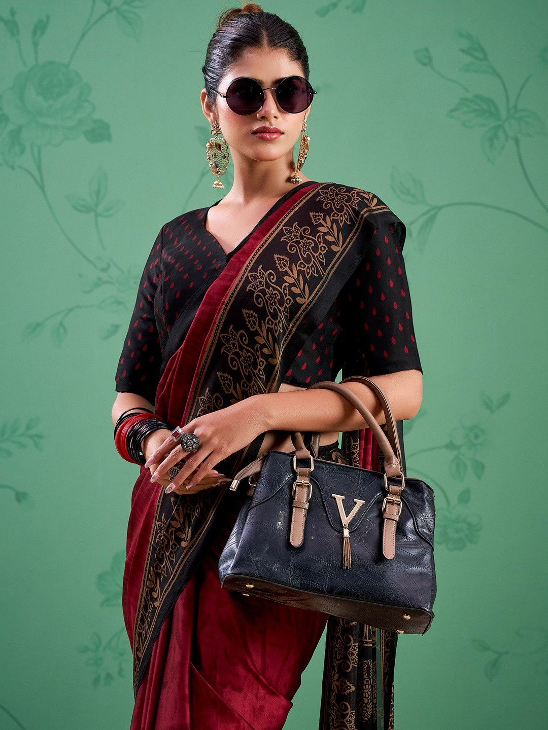 LOOKNBOOK ART Ethnic Motifs Silk Blend Saree
