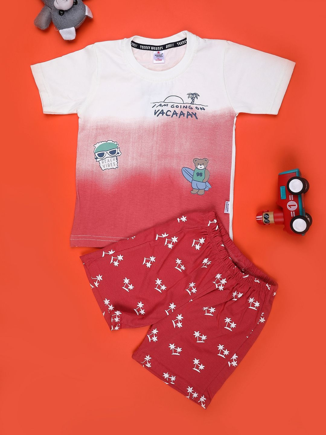 V-Mart Boys Printed T-shirt with Shorts