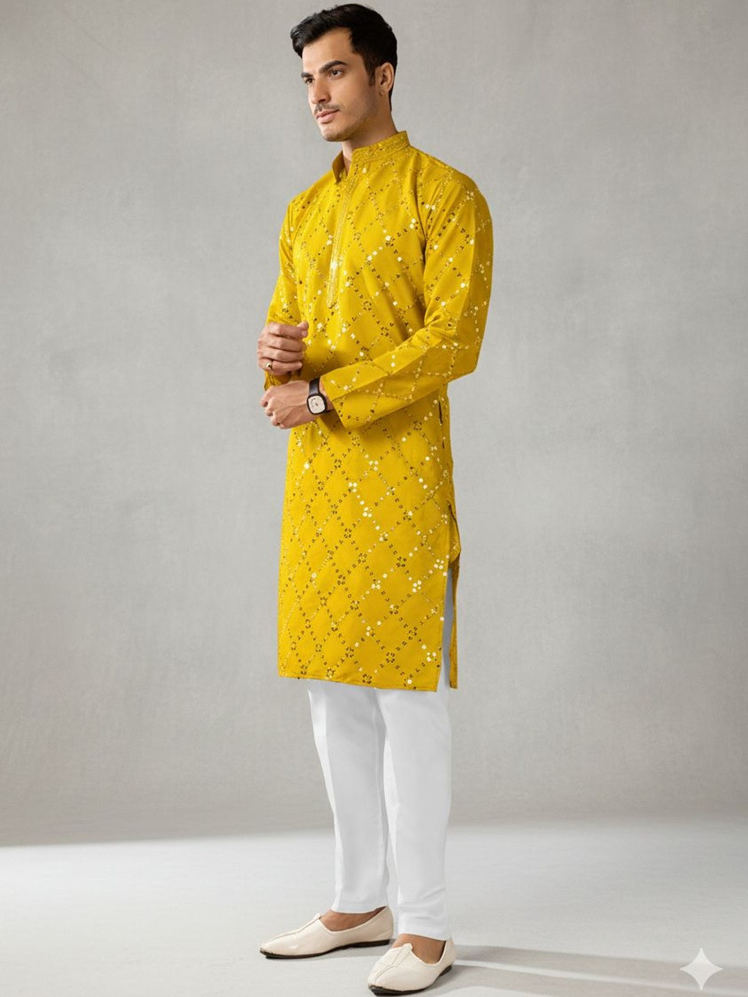 INDIROOP Men Embroidered Regular Sequinned Kurta with Pyjamas