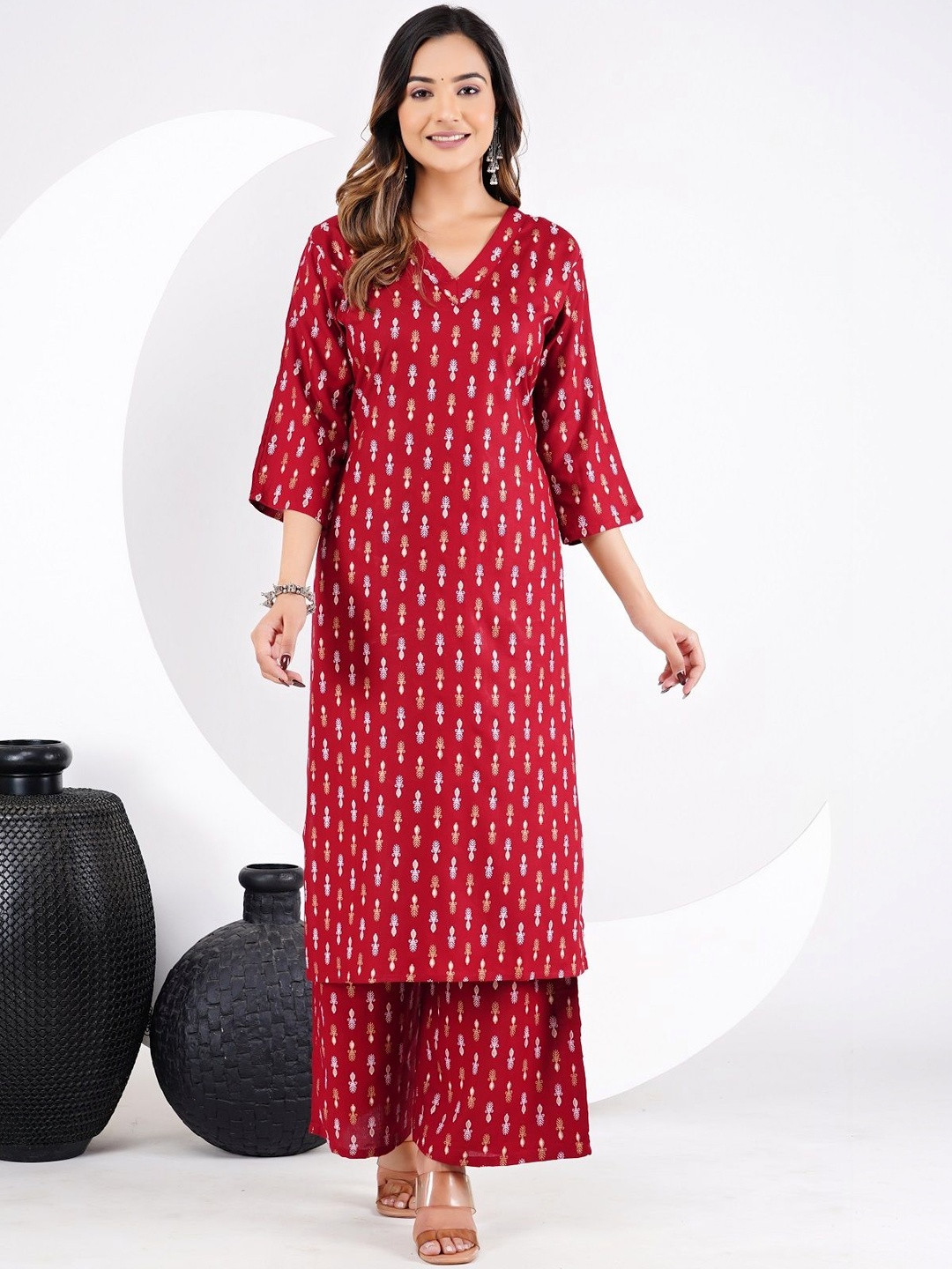 BHAGYESH FASHION Women Ethnic Motifs Printed Regular Kurta with Palazzos