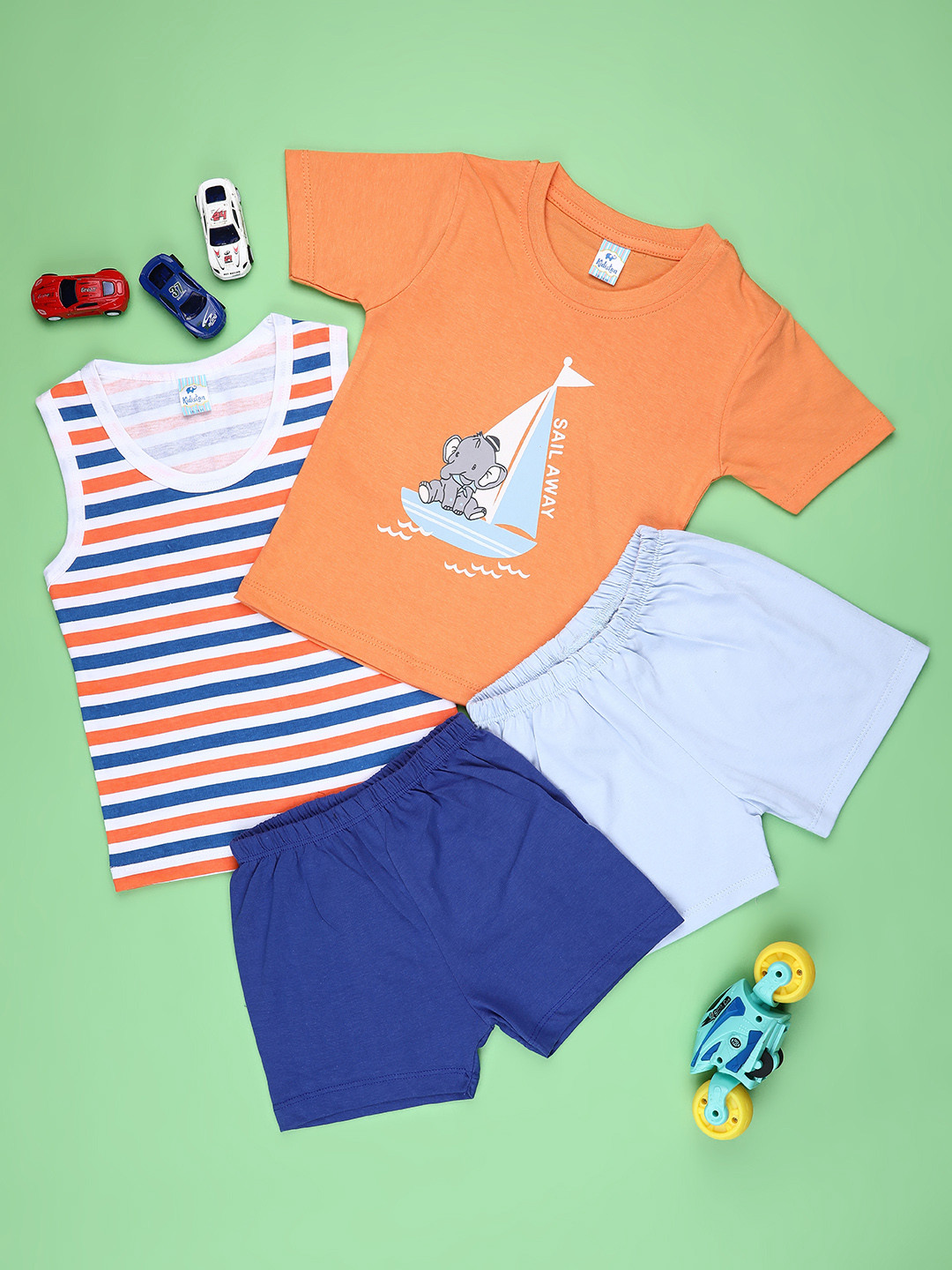 V-Mart Boys Printed T-shirt with Shorts