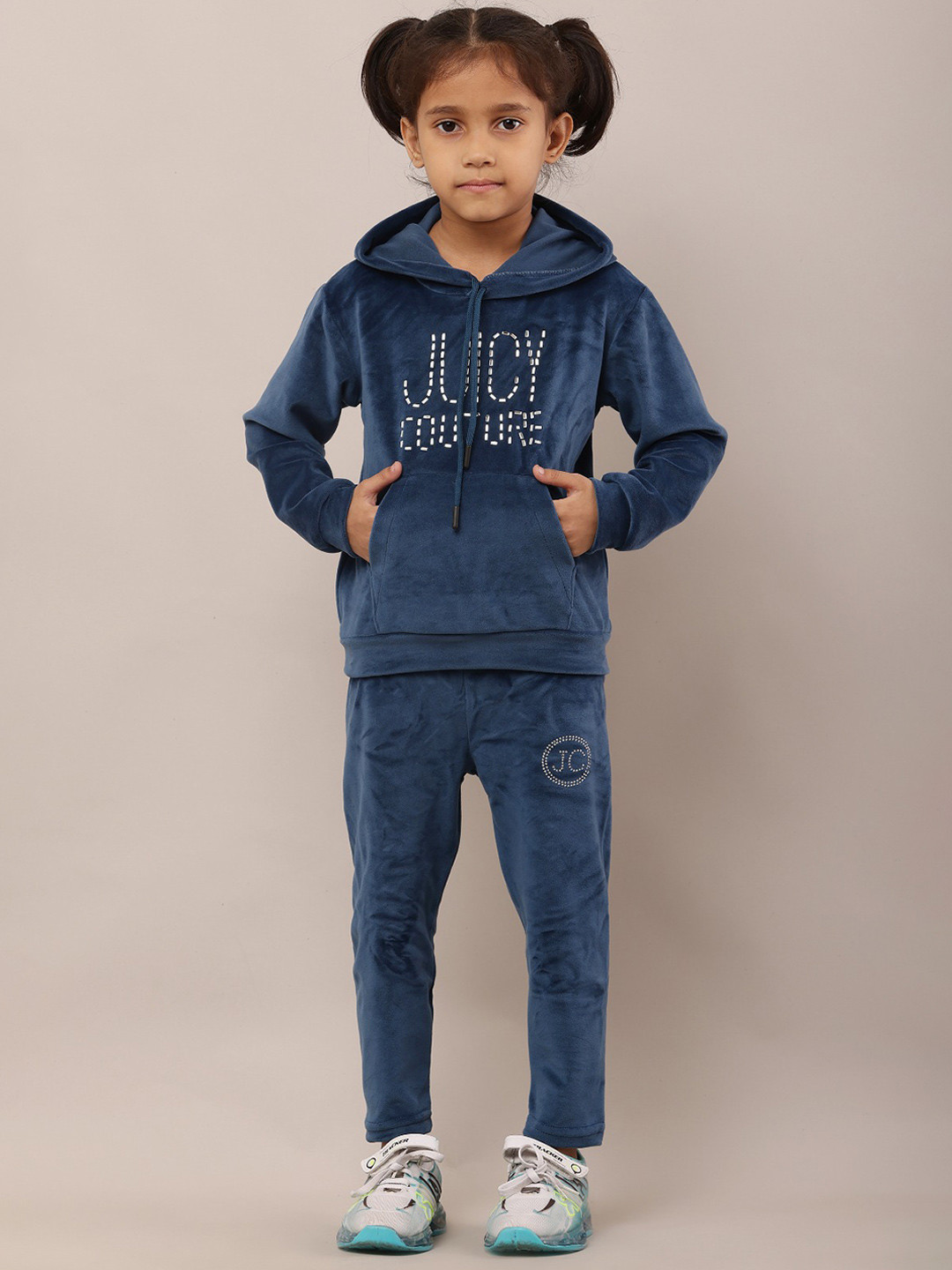 Hrikshika Fashion Unisex Kids Embellished