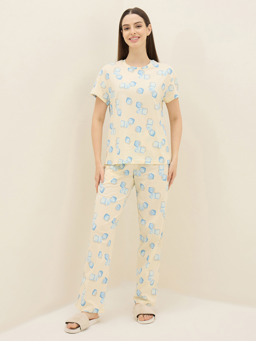 Sweet Dreams Women Printed Night suit