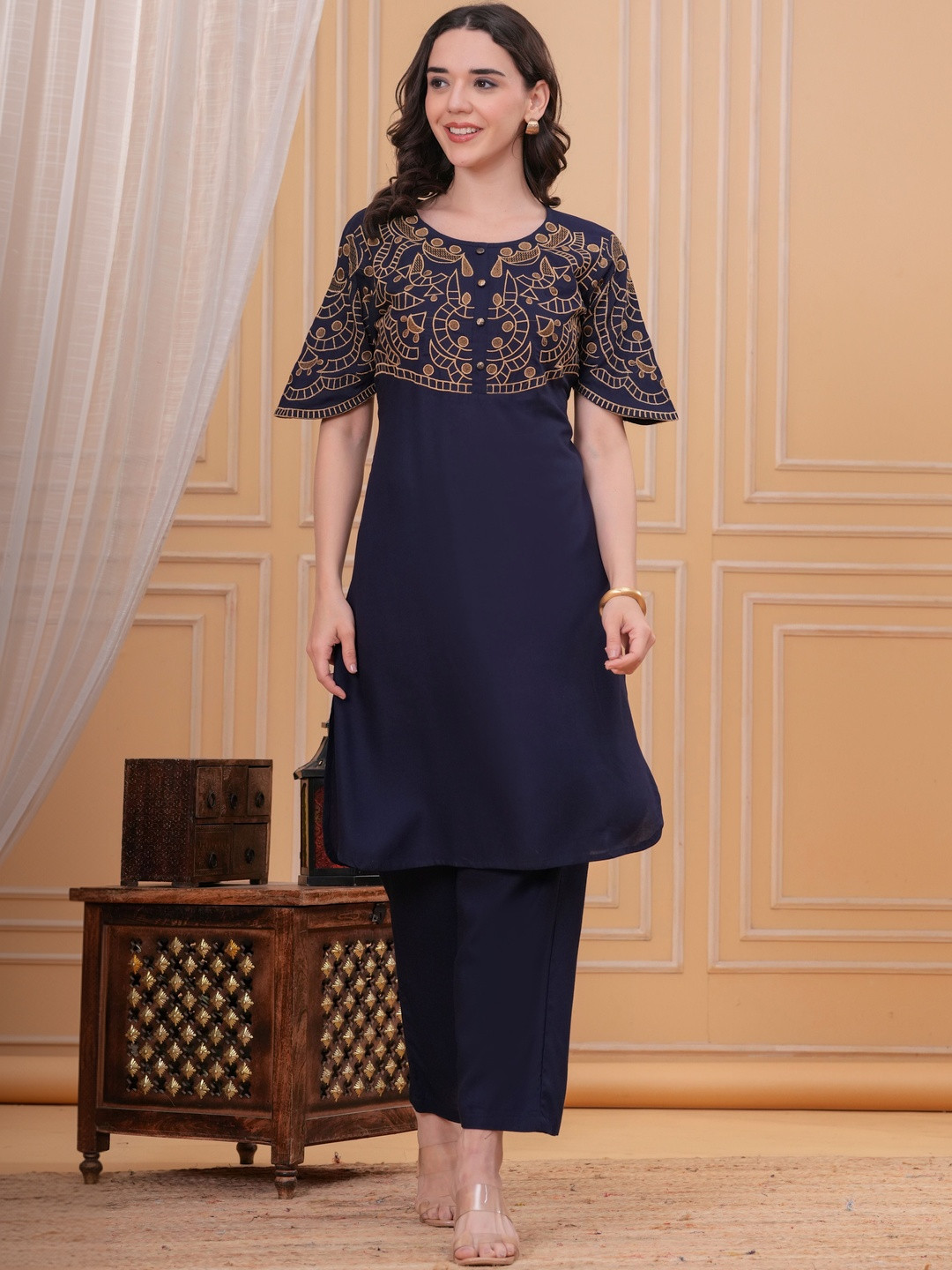 KALINI Women Ethnic Motifs Embroidered Regular Thread Work Kurta with Trousers