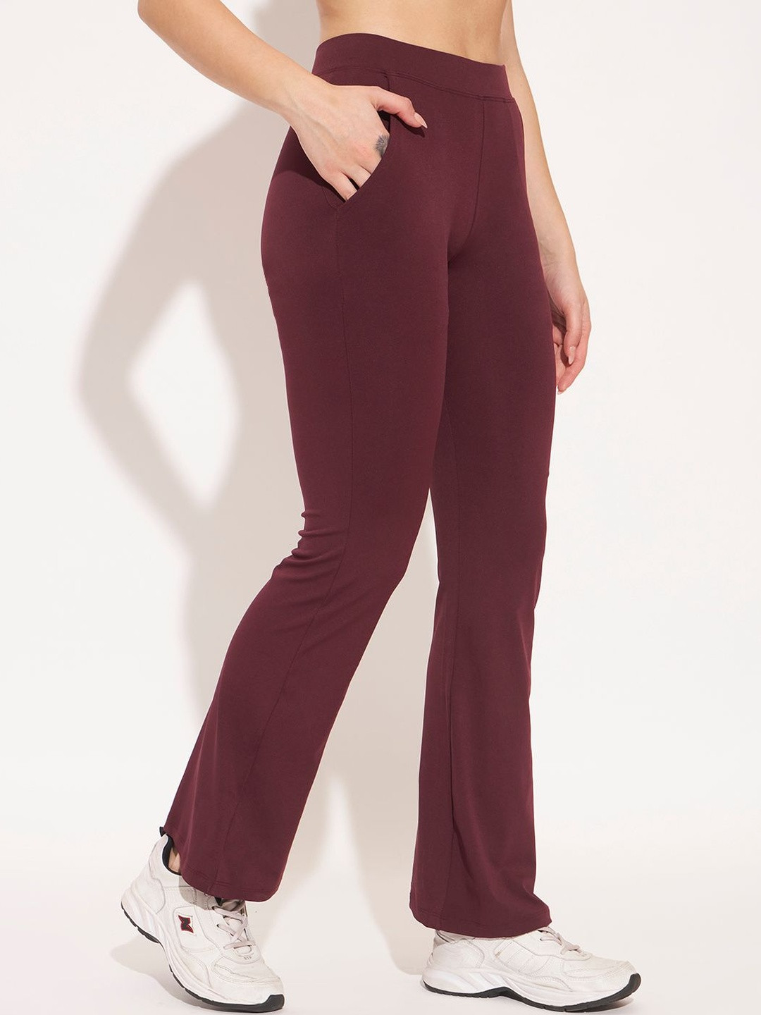 VOGAAN Straight-Fit Rapid-Dry Tights