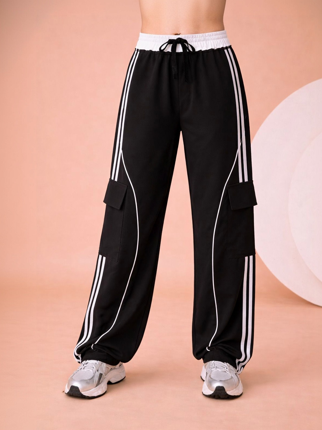 FELLAMO Women Comfort Loose Fit High-Rise Easy Wash Cargos Trousers