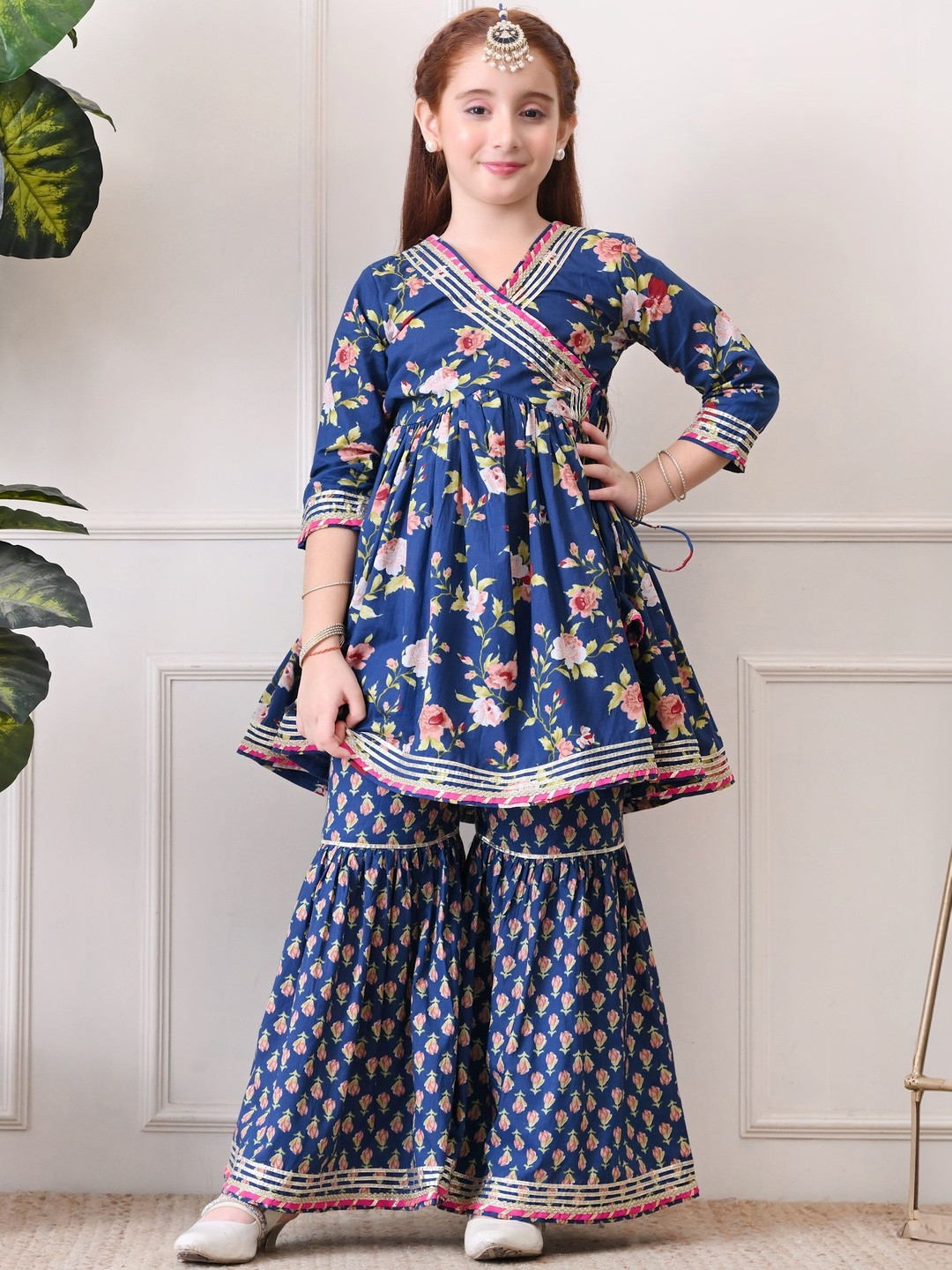 House of Pataudi Girls Printed V-Neck Kurta & Sharara