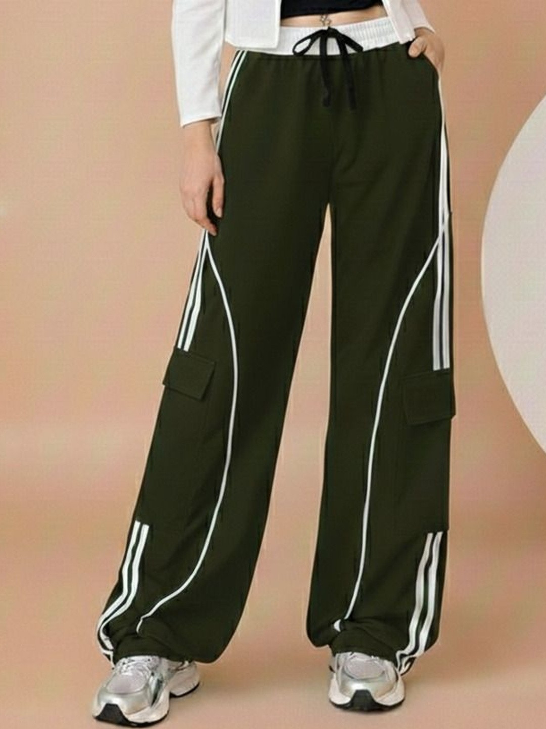 FELLAMO Women Striped Comfort Loose Fit High-Rise Easy Wash Cargos Trousers