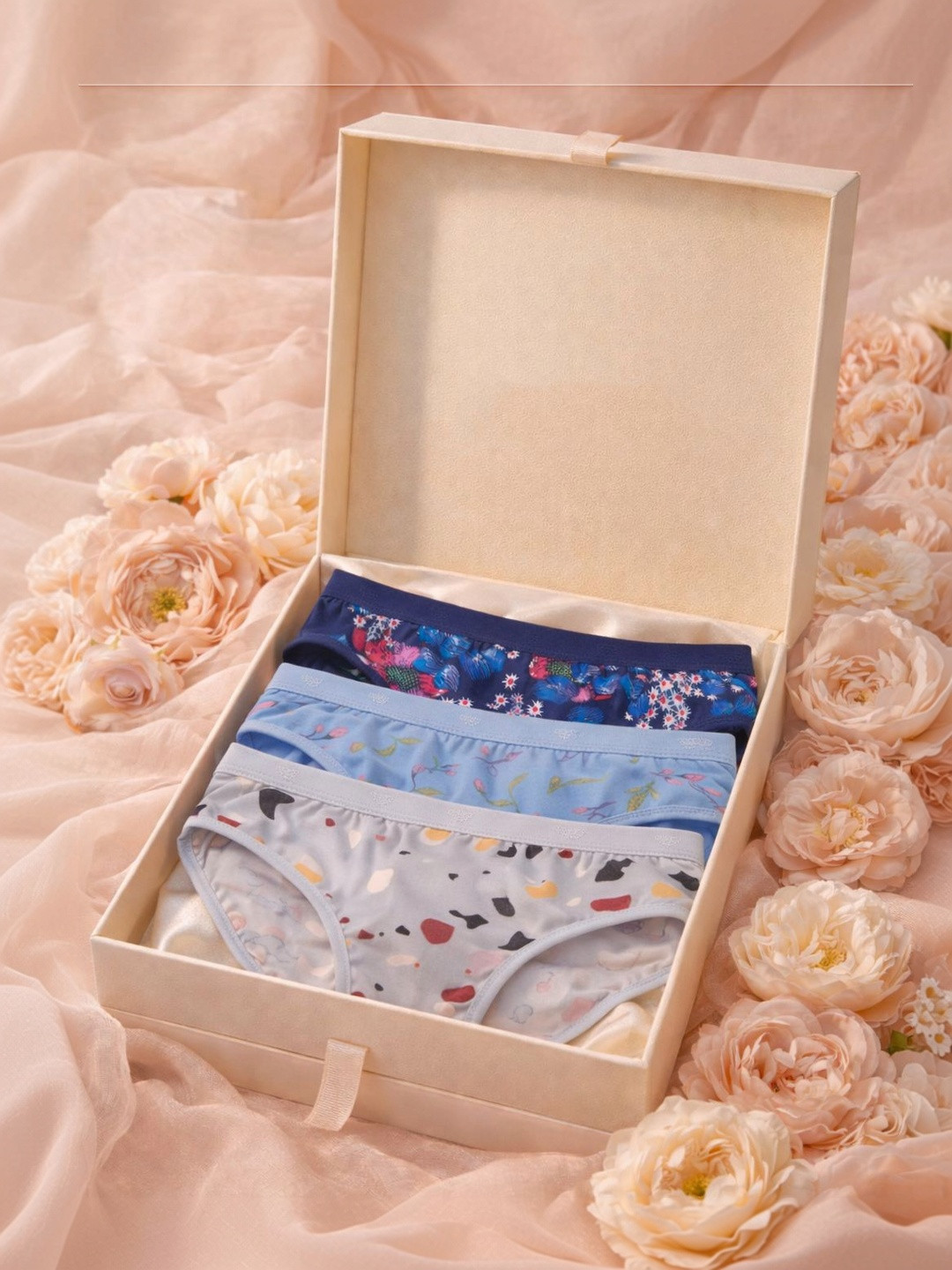 FiveFlag Pack Of 3 Printed Mid-Rise Hipster Briefs