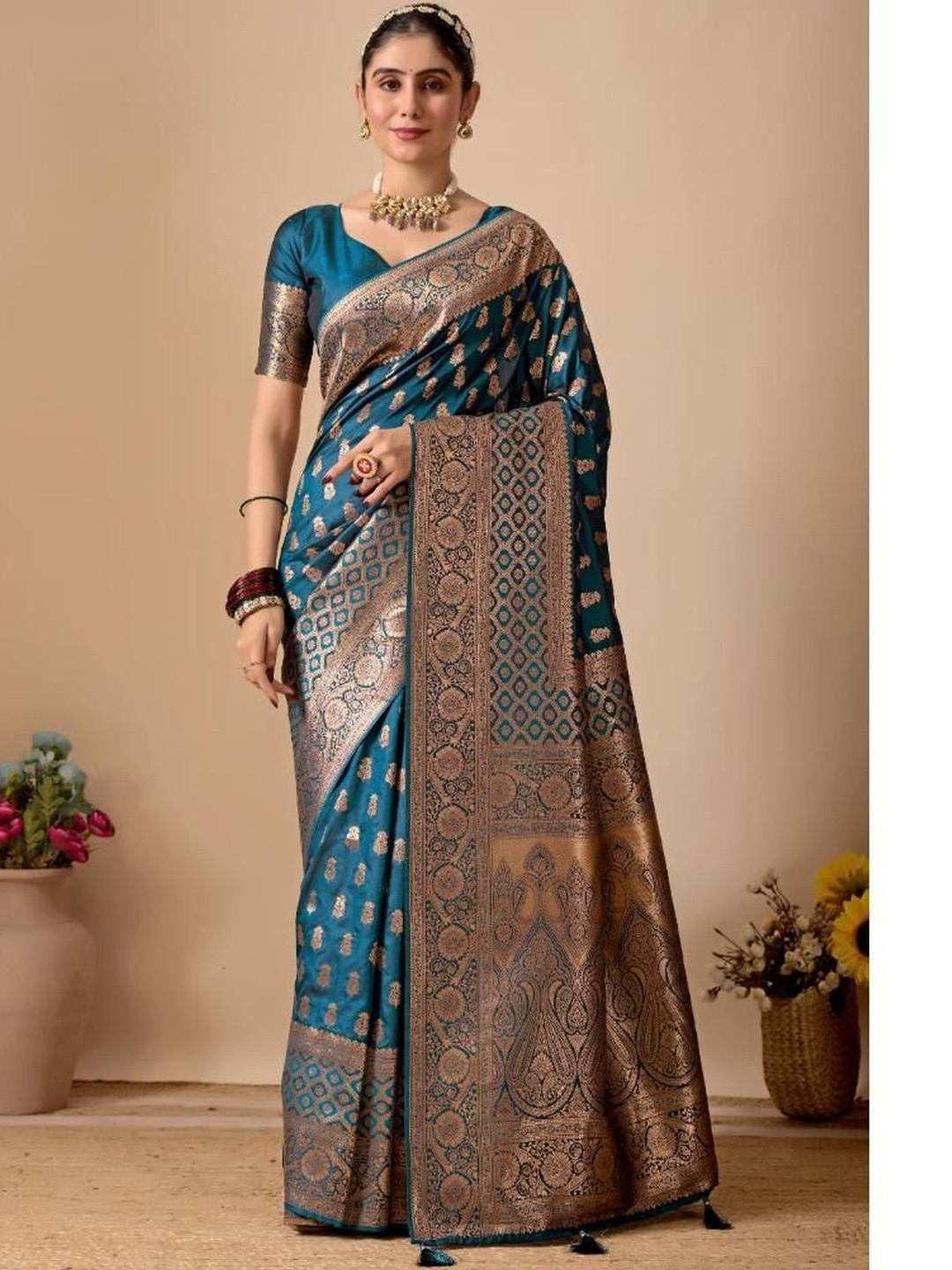 Kathavastra Ethnic Motifs Zari Art Silk Heavy Work Banarasi Saree