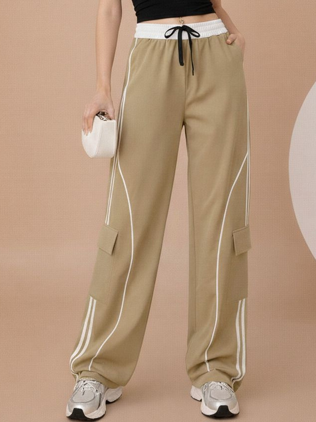 FELLAMO Women Comfort Loose Fit High-Rise Easy Wash Cargos Trousers
