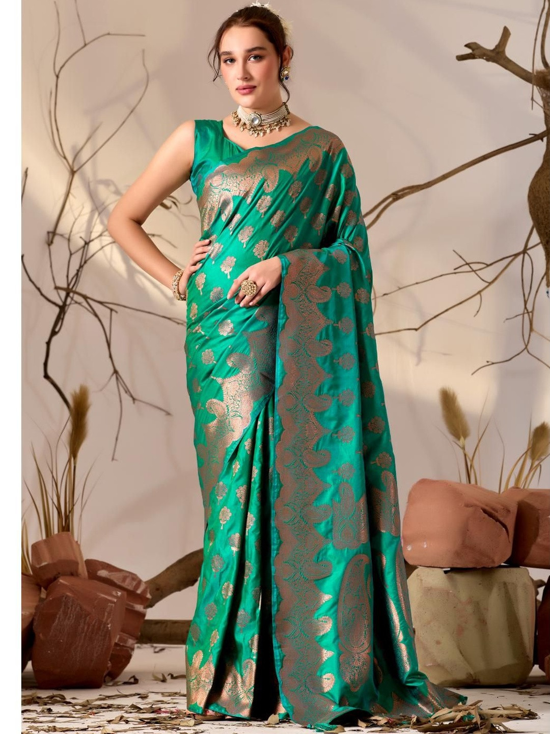 Kathavastra Ethnic Motifs Zari Art Silk Banarasi Saree