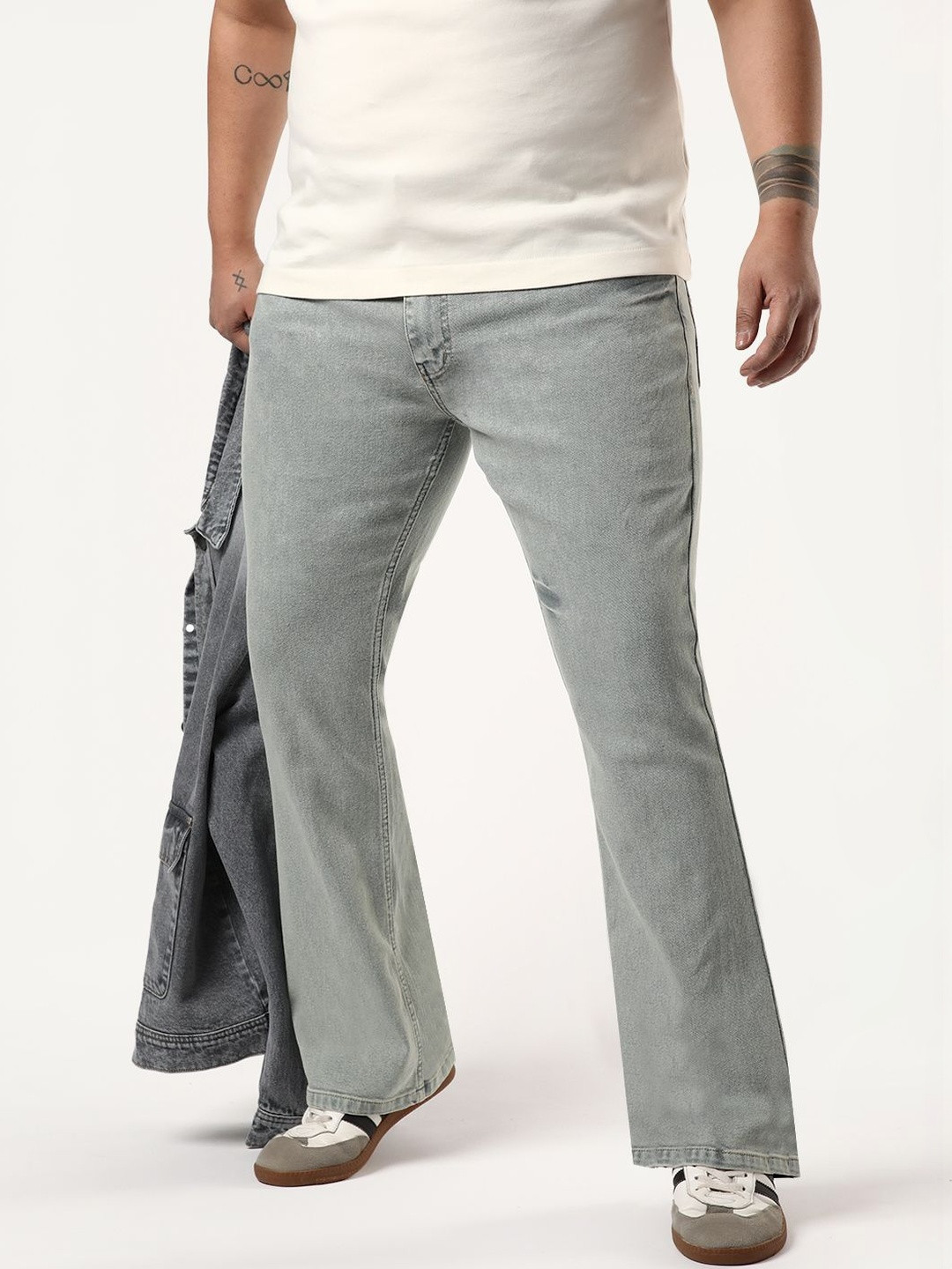 Urbano Plus Men Ice Grey Bootcut Fit Mid Rise Acid Wash Stretchable Jeans