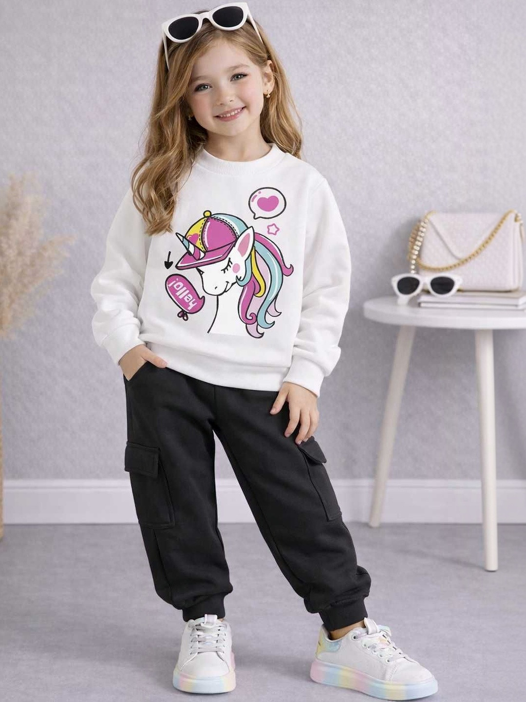 Dhanoo fashion Girls Typography Printed Round Neck T-shirt With Trousers