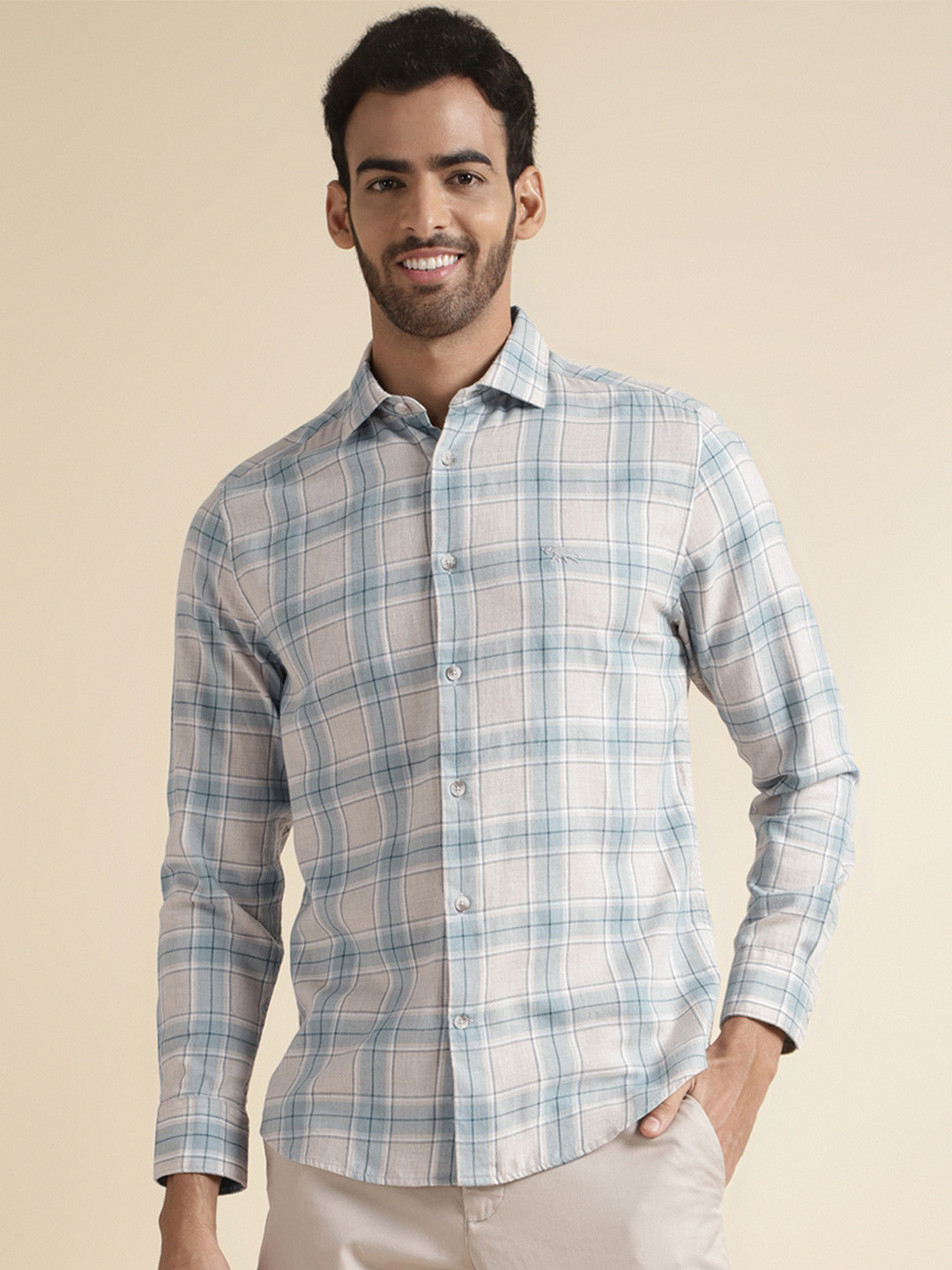Andamen Men Checked Cotton Casual Regular Fit Shirt
