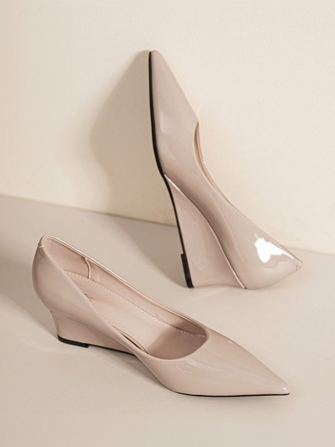 Ozzaro PU Wedge Pumps