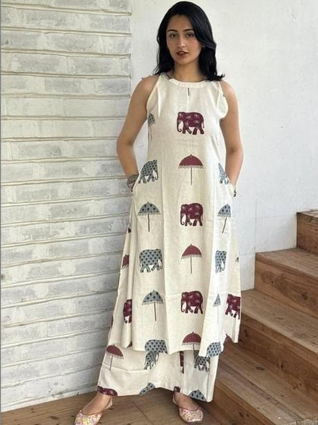 THEOMFAB Women Ethnic Motifs Printed Regular Kurta with Palazzos