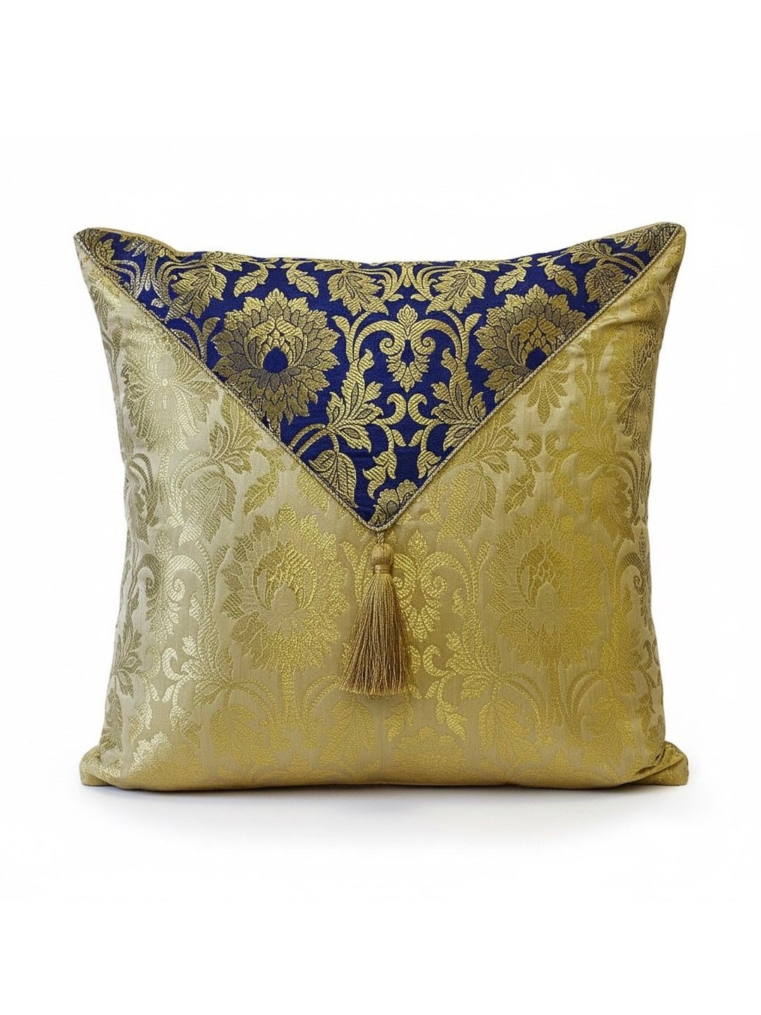RoyalDeco Navy Blue & Gold-Toned Jacquard Square Cushion Covers