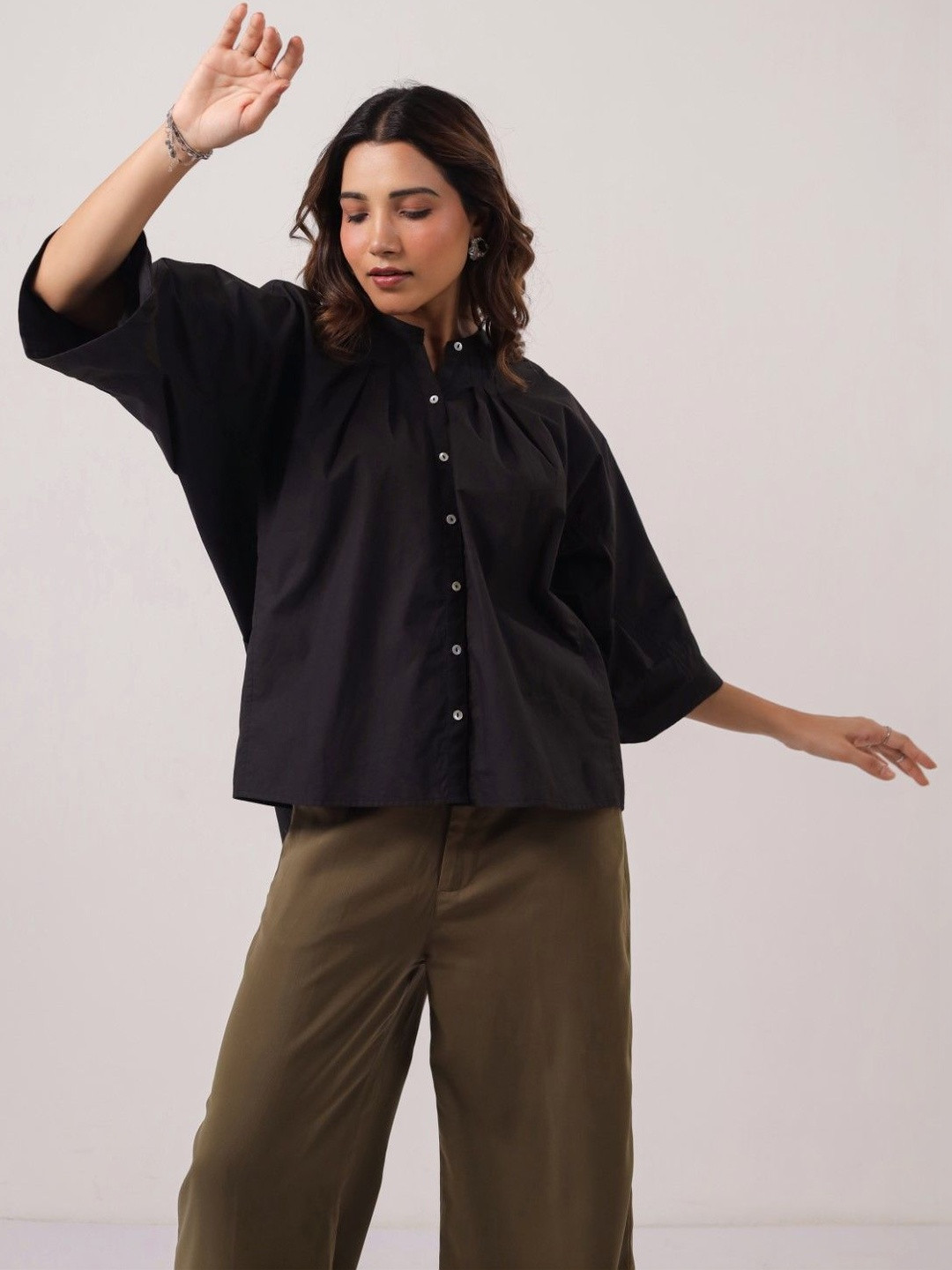 MUUN Mandarin Collar Batwing Sleeve Cotton Top
