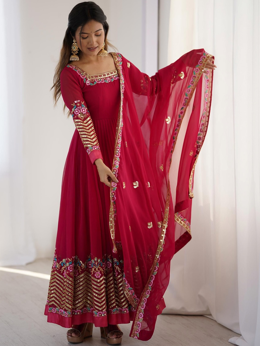 Wedani Women Ethnic Motifs Embroidered Regular Sequinned Kurta with Trousers & With Dupatta