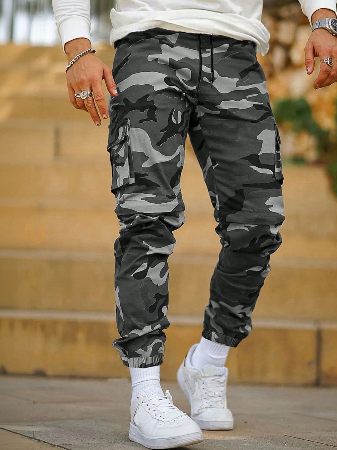 TAGDO FASHION Men Camouflage Printed Jogger Cargos