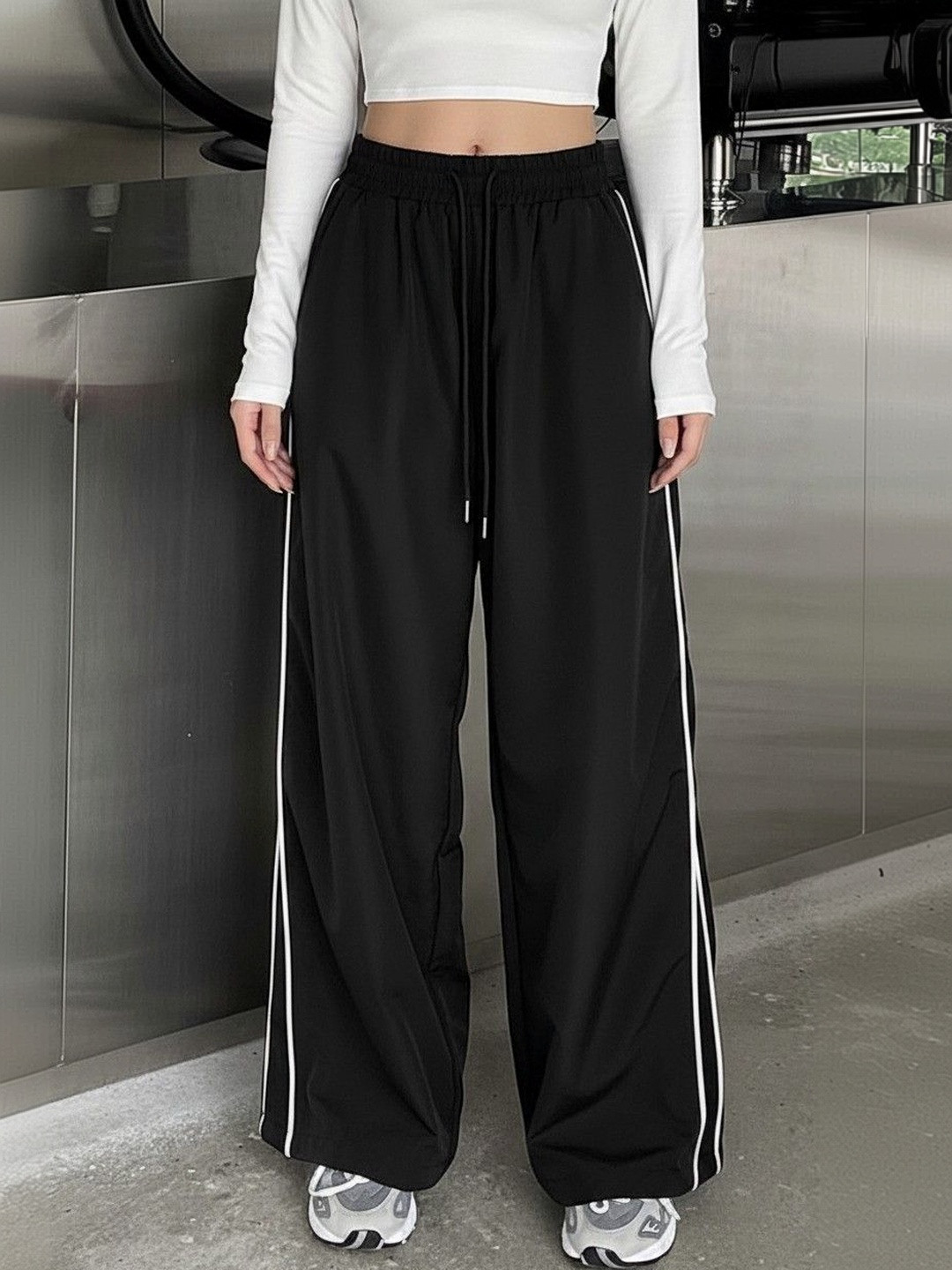 FELLAMO Women Relaxed Loose Fit Easy Wash Trousers