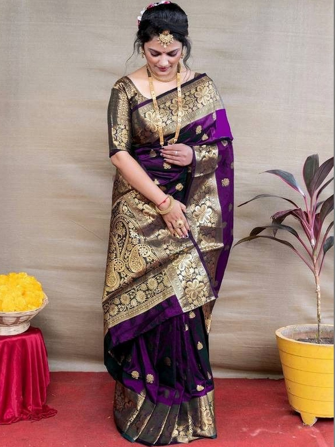 Sitanjali Ethnic Motifs Zari Silk Blend Heavy Work Kanjeevaram Saree