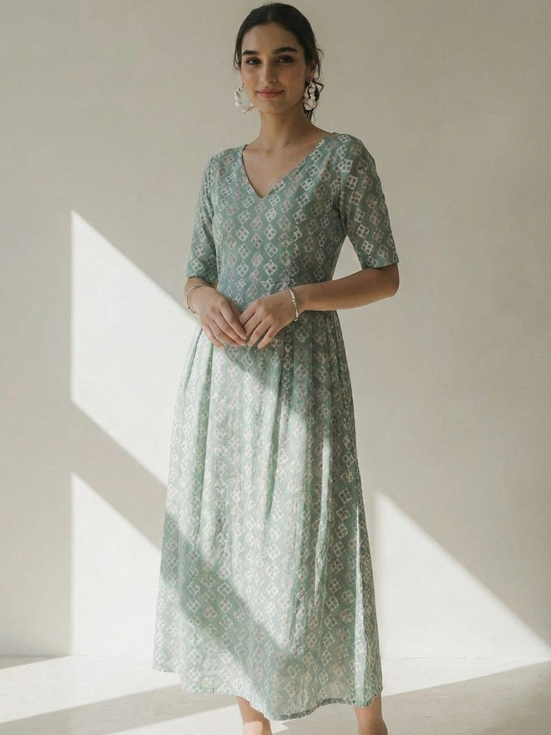 DHAKRE FASHION Print A-Line Midi Dress
