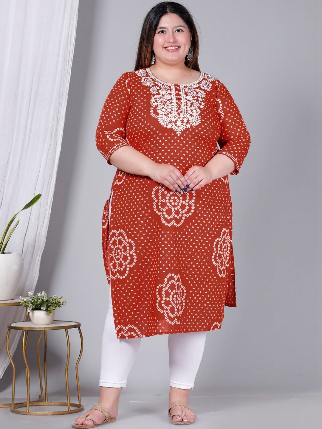 AKRITIK Women Bandhani Embroidered Thread Work Block Print Kurta