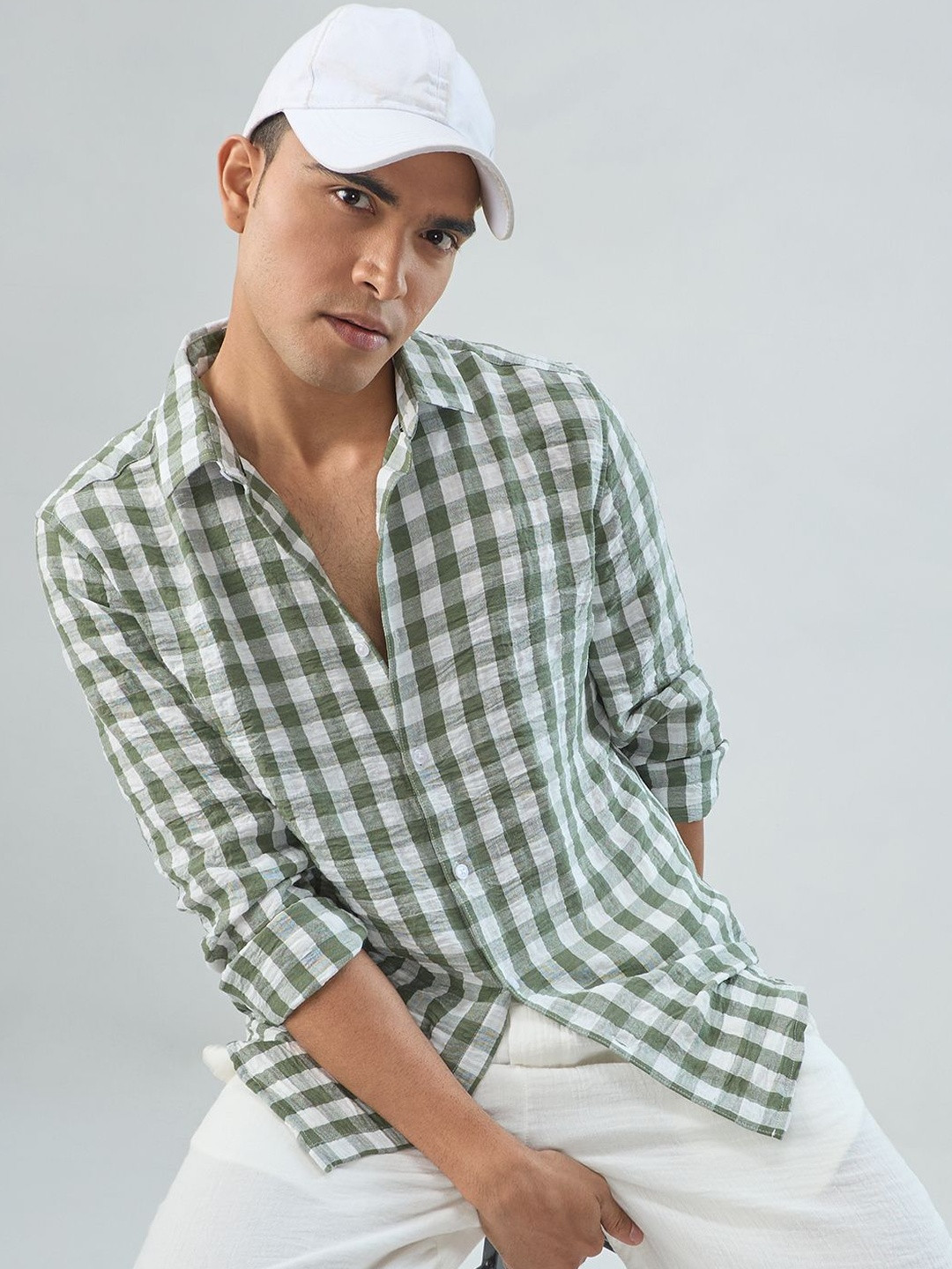 VASTRADO Plush Forest Green & White Gingham Checks Crinkled Shirt