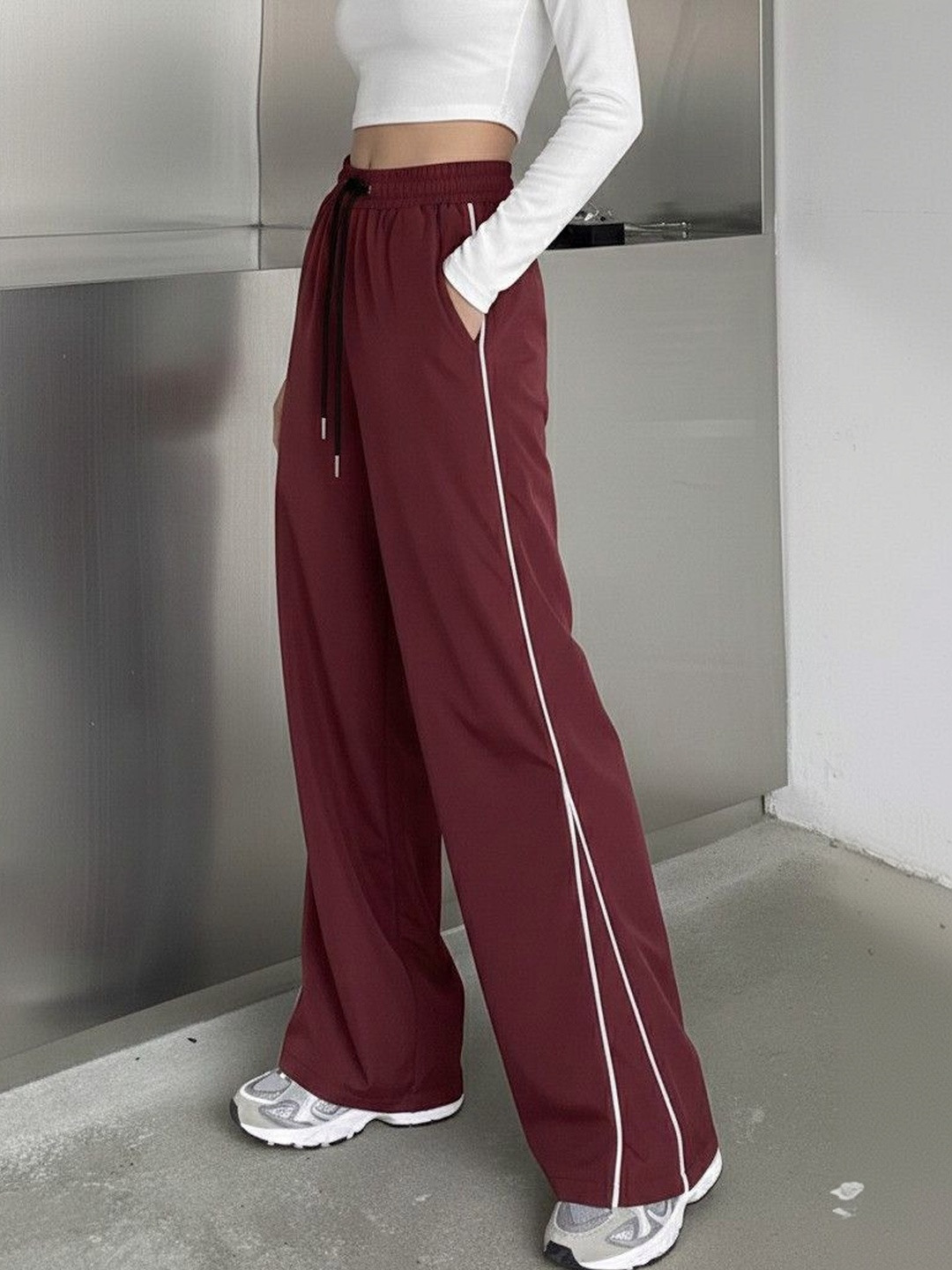 FELLAMO Women Relaxed Loose Fit Easy Wash Trousers