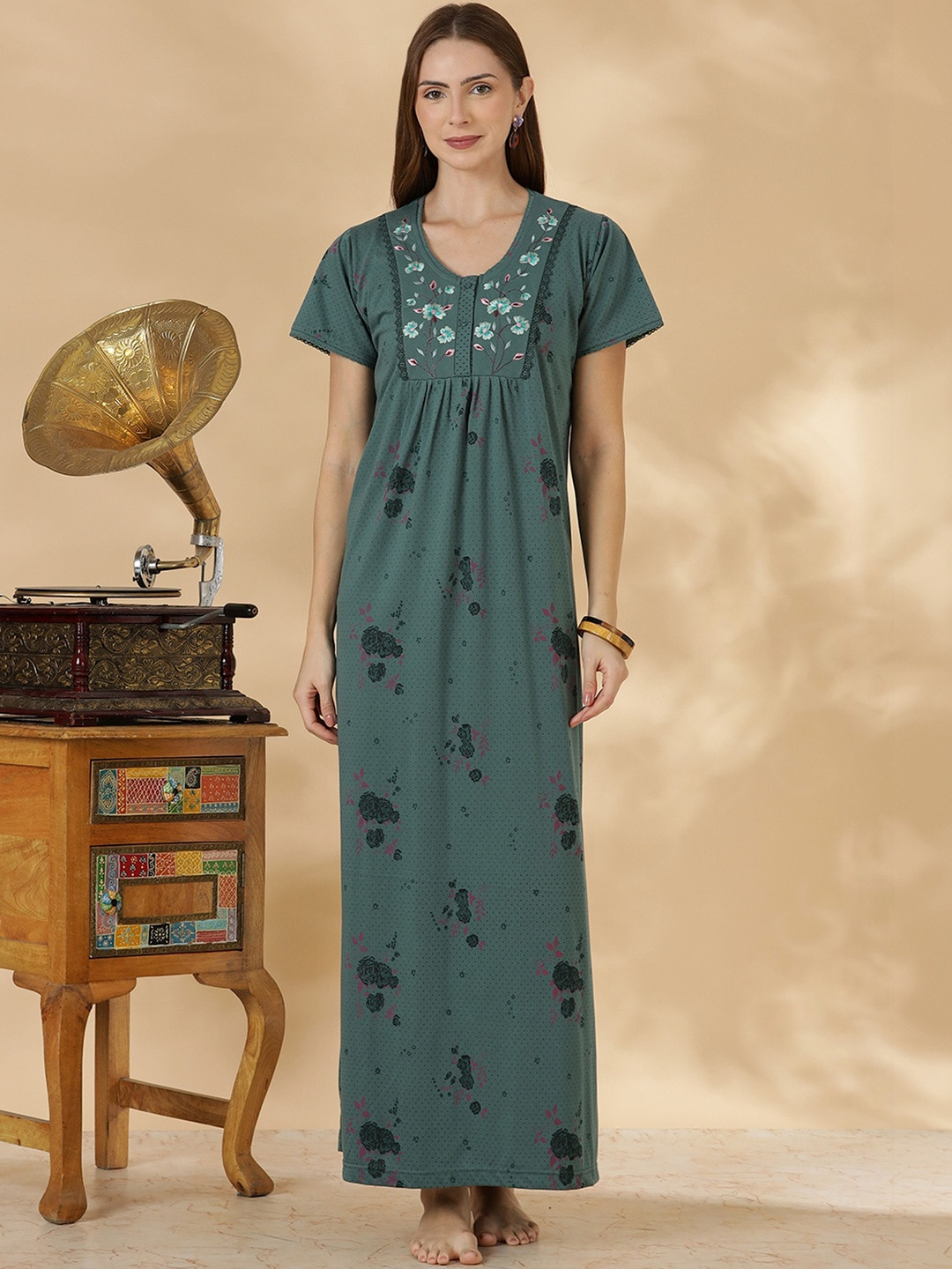9shines Label Printed Maxi Nightdress