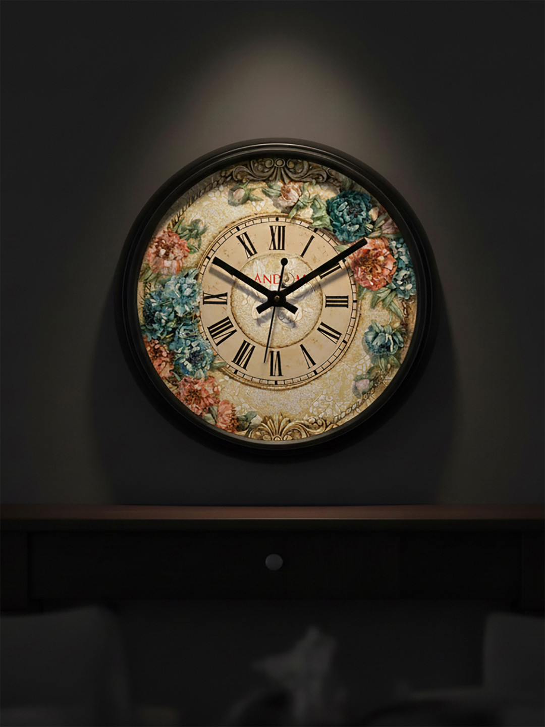 RANDOM Multicoloured Plastic Large Display Round Battery Analogue Wall Clock-30cm