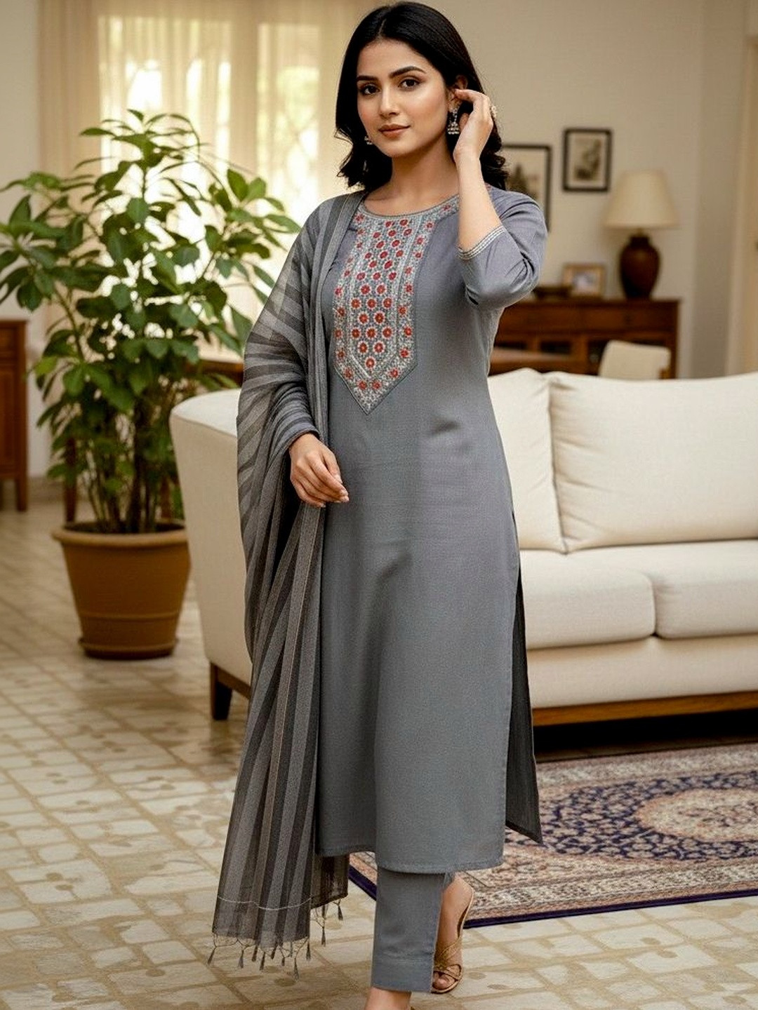 BILANZA Women Ethnic Motifs Embroidered Regular Thread Work Kurta with Trousers & With Dupatta