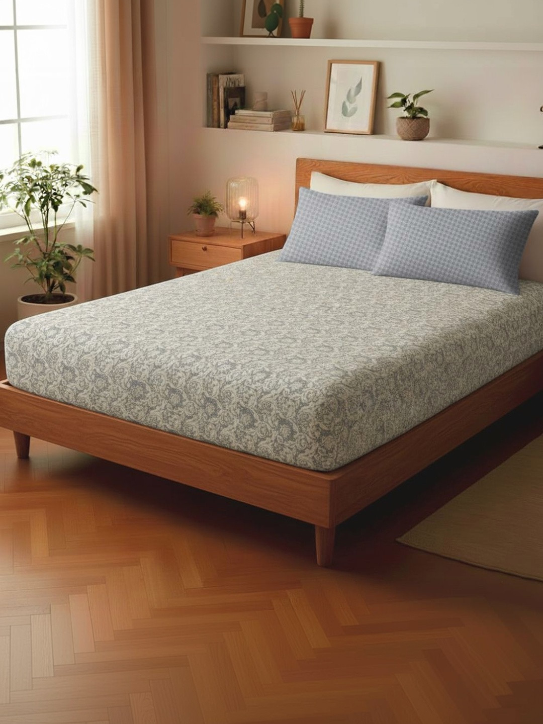Utopia Bedding Grey 300 TC Bedsheet with 2 Pillow Covers