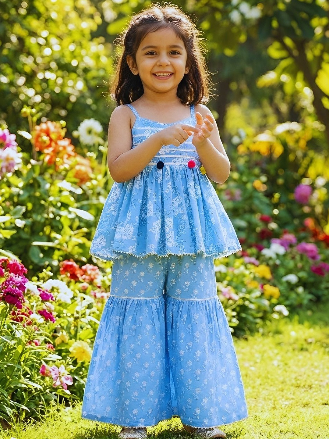 Heerkart Girls Floral Printed Regular Raw Silk Kurta with Pyjamas