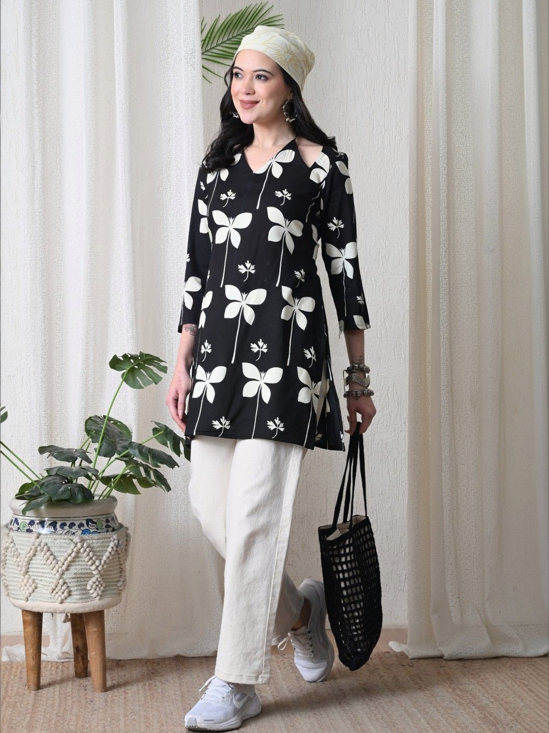 BKApparels Botanical Printed V-Neck Pure Cotton Blend Kurti