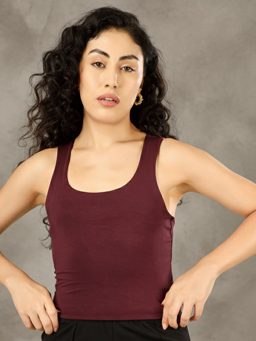 BLUEFICUS Square Neck Fitted Top
