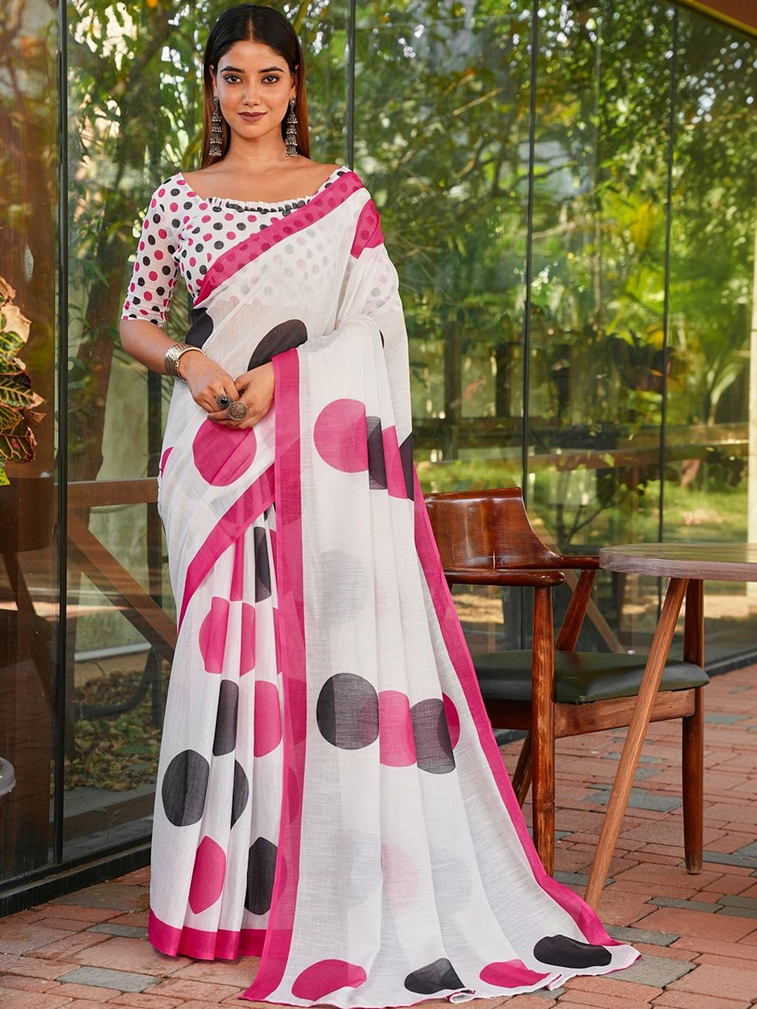 flaher Polka Dot Linen Blend Designer Saree