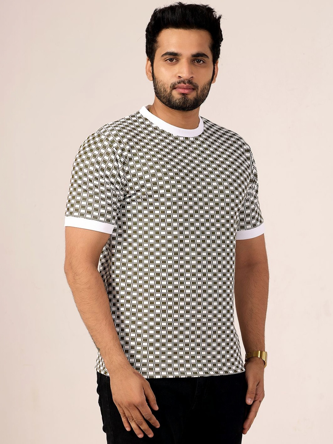 SOLIXON Men Olive Green Checked Slim Fit Round Neck Cotton T-shirt