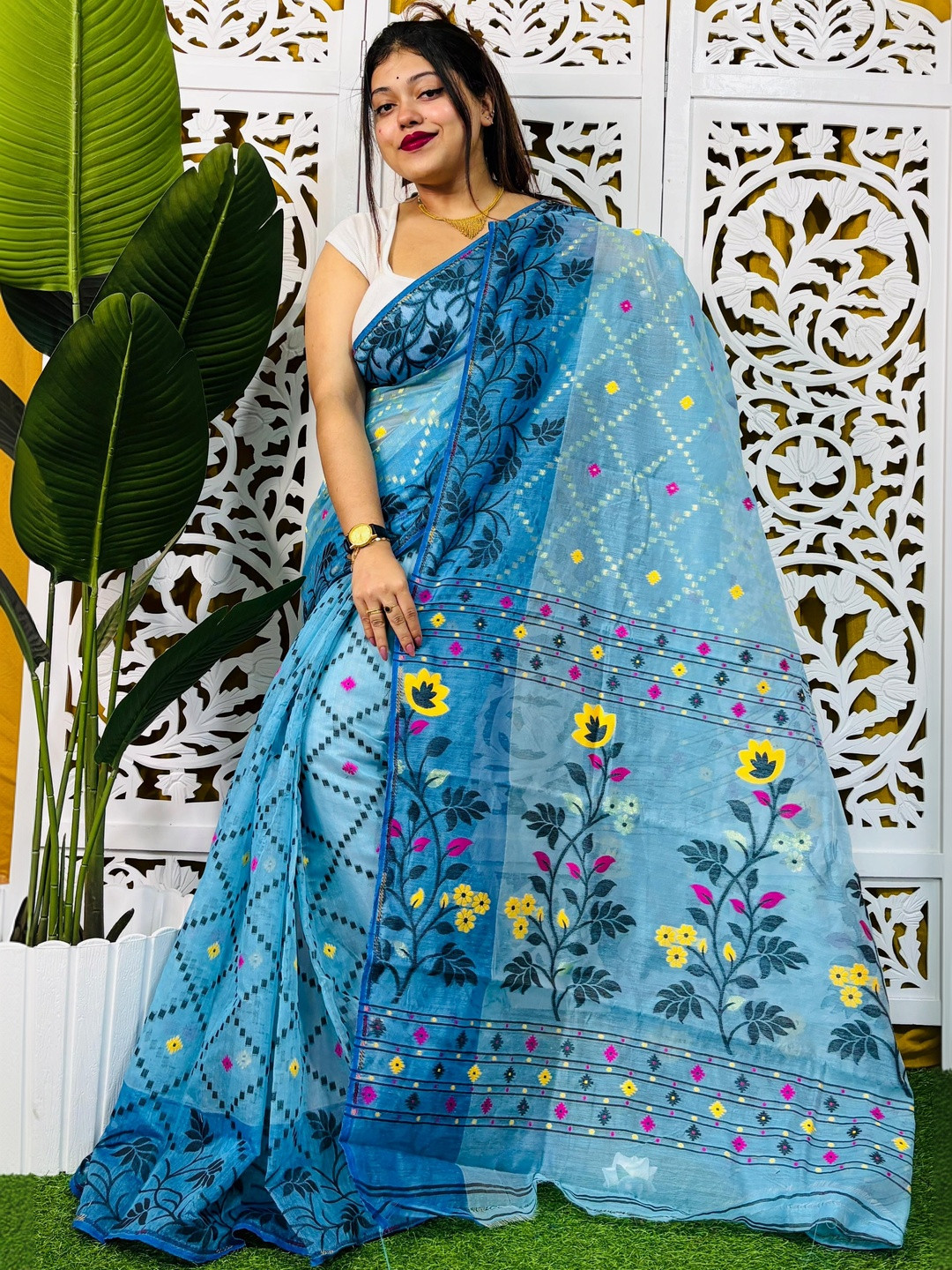 Rnn Saree Floral Embroidered Silk Cotton Jamdani Sarees