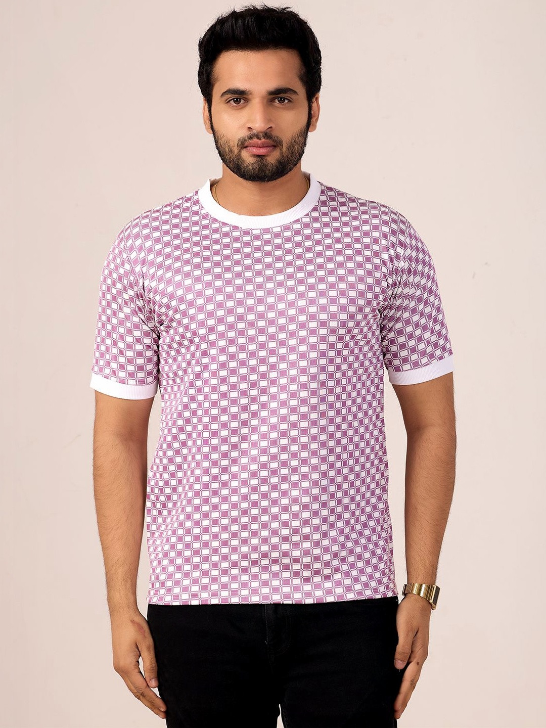 SOLIXON Men Light Pink Checked Slim Fit Round Neck Cotton T-shirt
