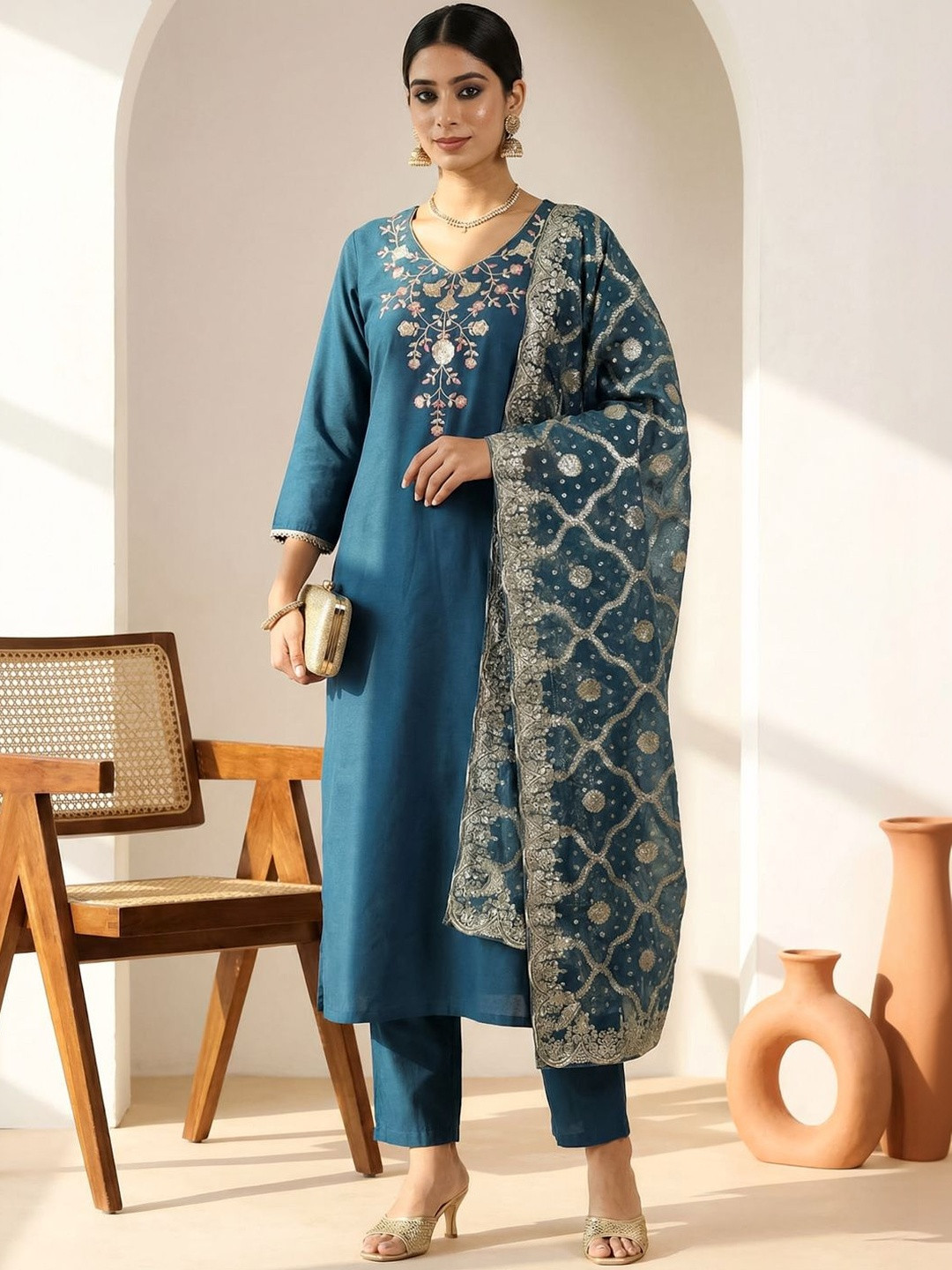 Indo Era Ethnic Motifs Woven Design Organza Dupatta with Zari