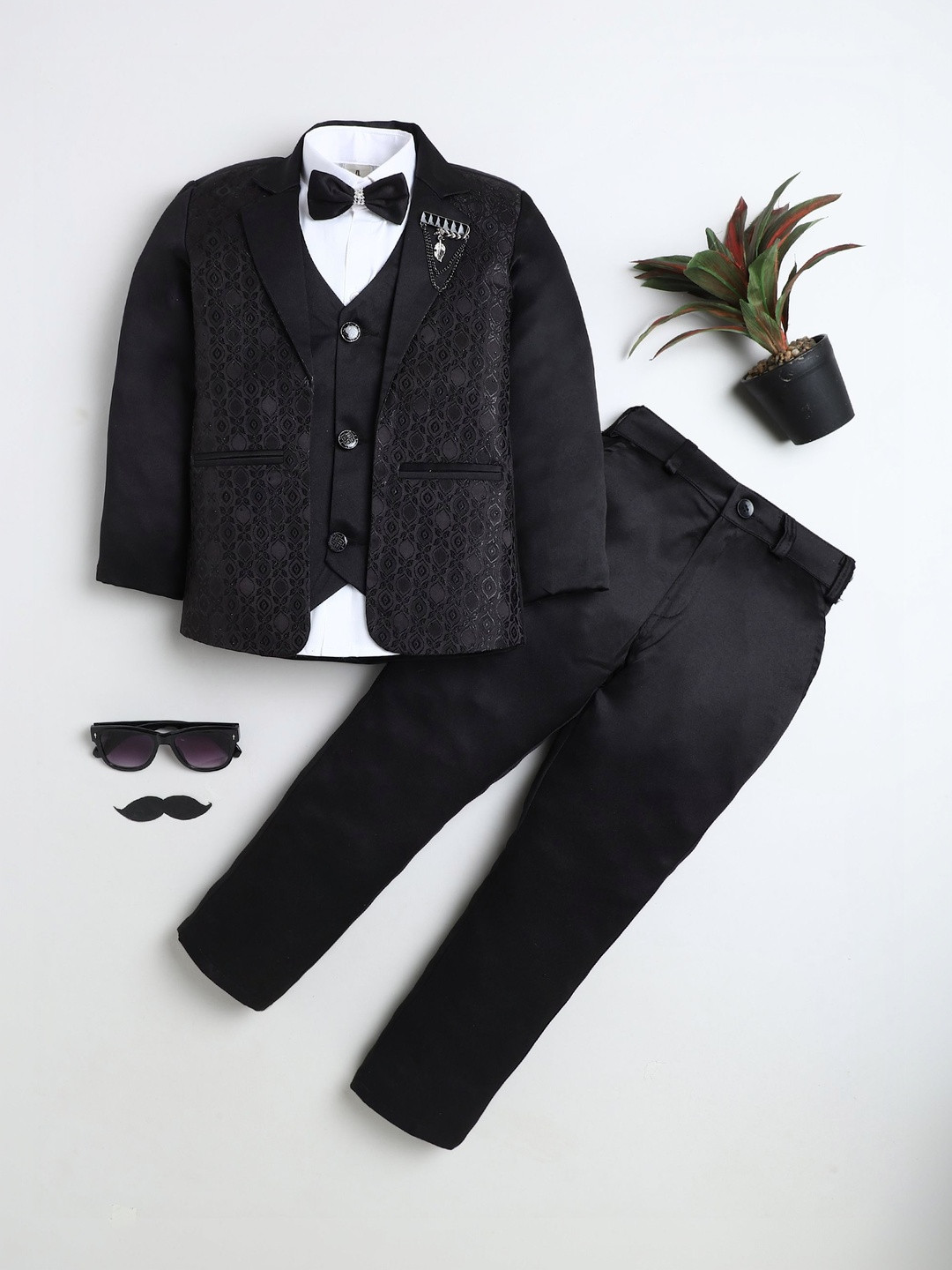 BT DEZINES Boys 3-Piece Party Jacquard Suits