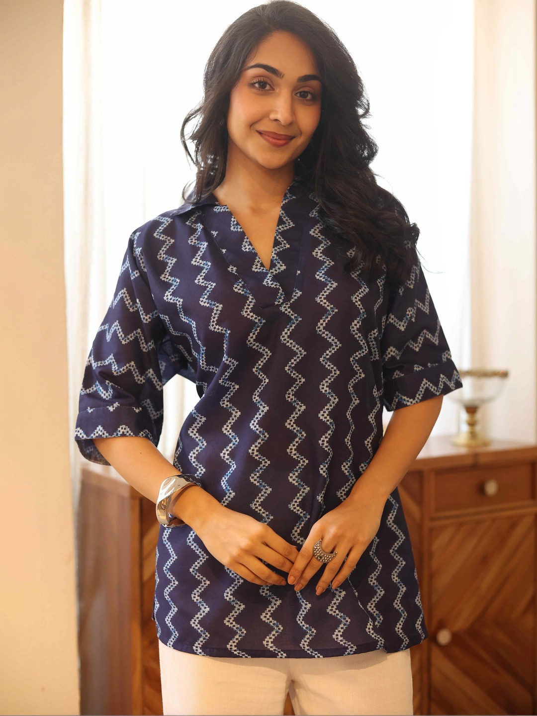 SANSKRUTIHOMES Geometric Shirt Collar Top