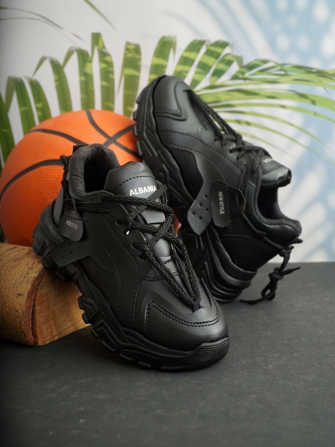 albania Women Sneakers